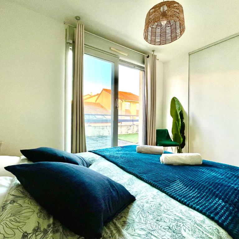 BnGo I Immense RoofTop Lyon I 2 chambres, 2 places parkings, 2 immenses terrasses, 8 personnes - Appartement 2 Chambres avec Terrasse - 43