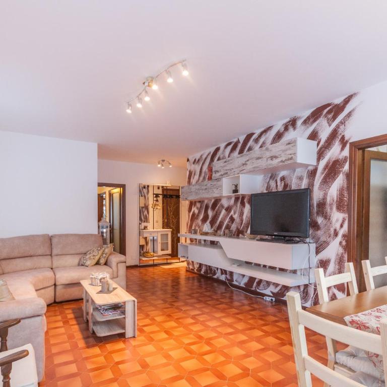 Condominio Val Biois - Appartamento con 3 Camere da Letto e Vista Montagna - 1