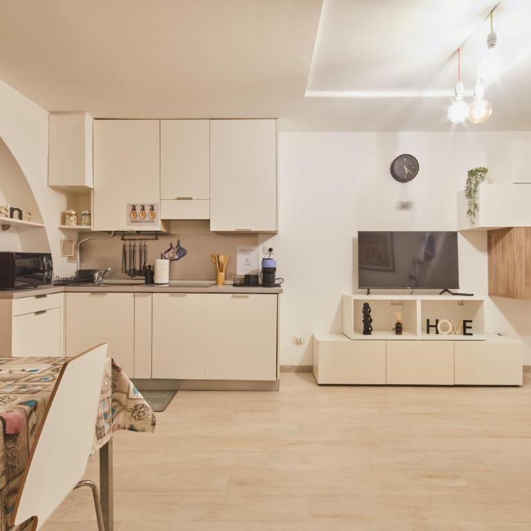 Charme House Navigli - Appartamento con 1 Camera da Letto - 12