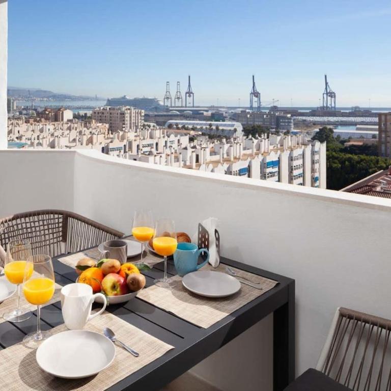 Top Floor Sea View & Terrace in Malaga! - Apartamento de 2 dormitorios con vistas al mar - 3