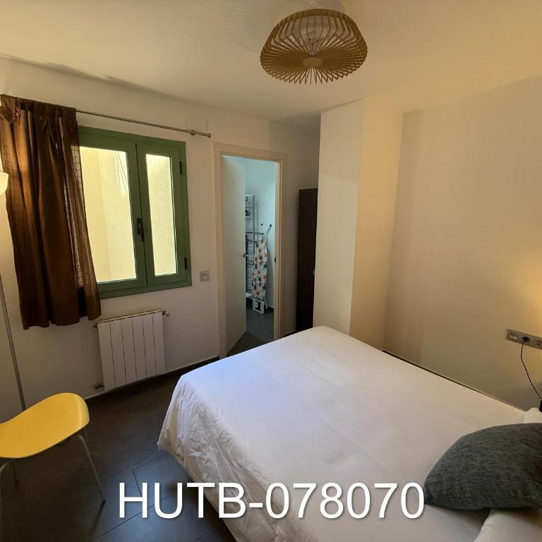 Palau de la música 10 - Two-Bedroom Apartment - 8