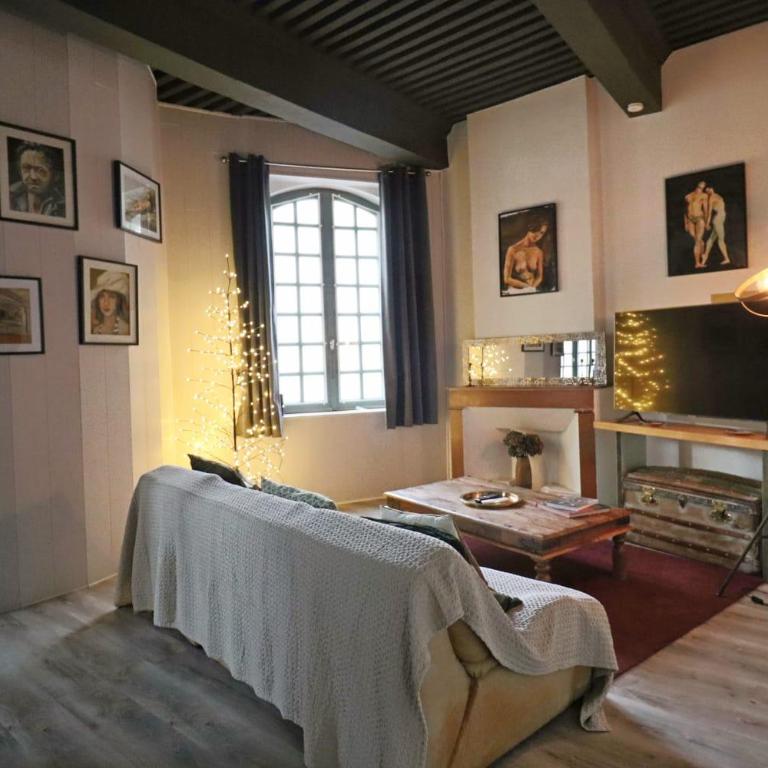 La Tour des Songes Place Dampmartin Uzès - Appartement 1 Chambre - 1