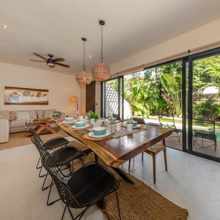Villa Asana with Stunning Luxury Pool and Private Rooftop - Villa con piscina privada - 3