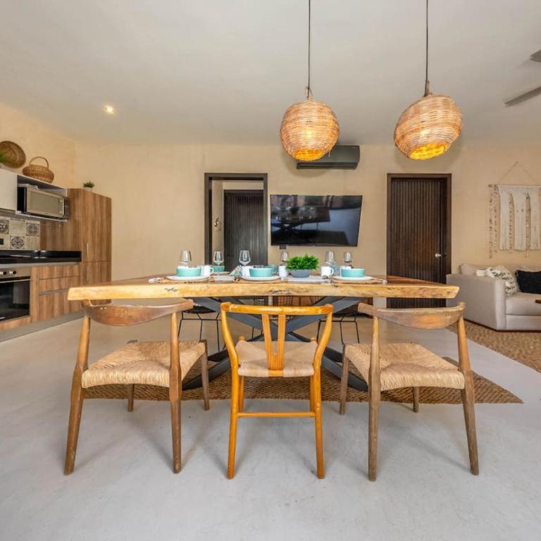 Villa Asana with Stunning Luxury Pool and Private Rooftop - Villa con piscina privada - 20