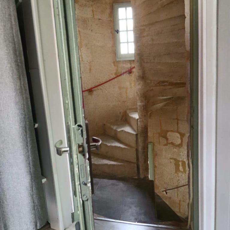 La Tour des Songes Place Dampmartin Uzès - Appartement 1 Chambre - 6