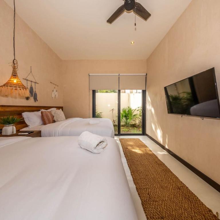 Villa Asana with Stunning Luxury Pool and Private Rooftop - Villa con piscina privada - 37