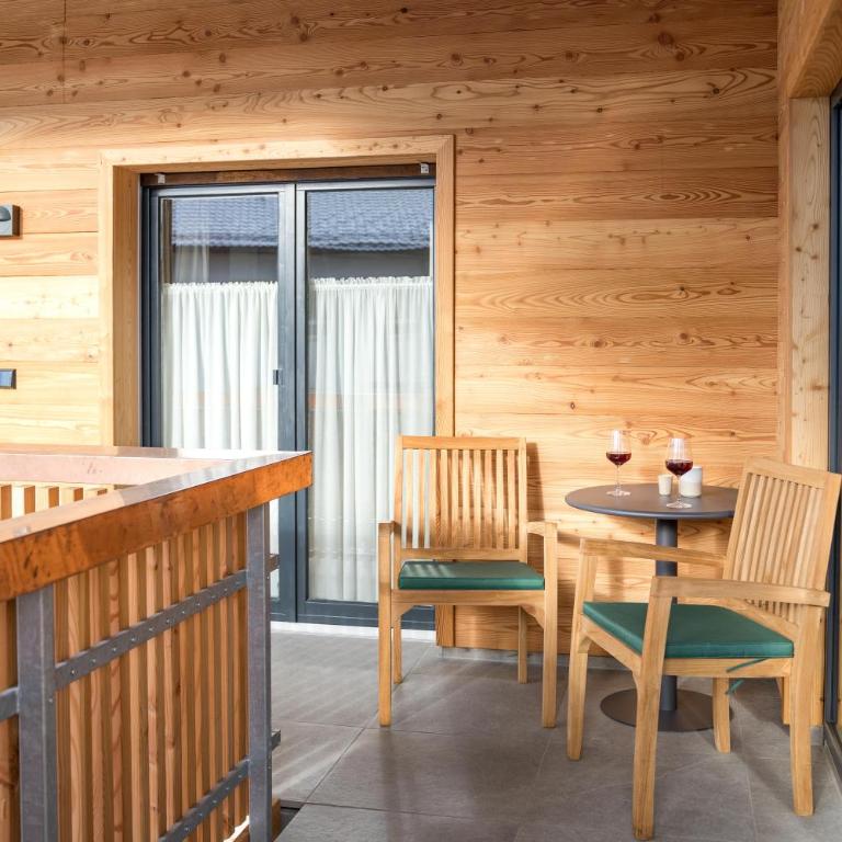 VILLAWILLI - Gemütliche Ferienwohnungen - Apartment mit 1 Schlafzimmer mit zwei Balkonen - erste Etage (Nummer 4) - 16