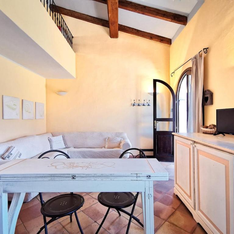 Villa Virginia - 10min Walk to Beach - Casa con 3 Camere da Letto - 31