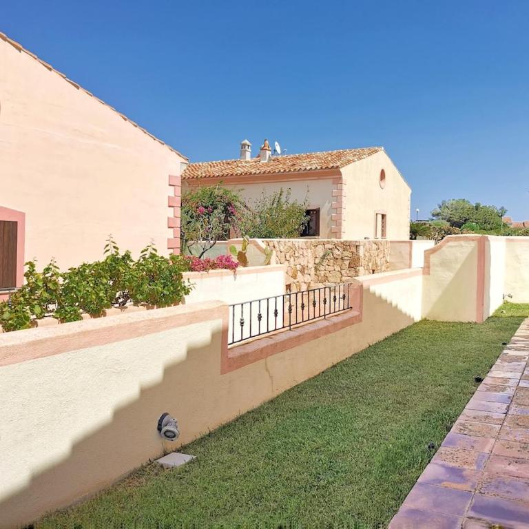 Villa Virginia - 10min Walk to Beach - Casa con 3 Camere da Letto - 35