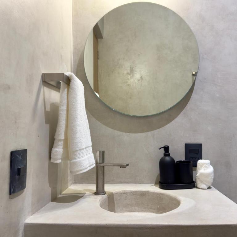 NEW Beautiful loft - KS bed - Air conditioner Roma Norte - One-Bedroom Apartment - 10