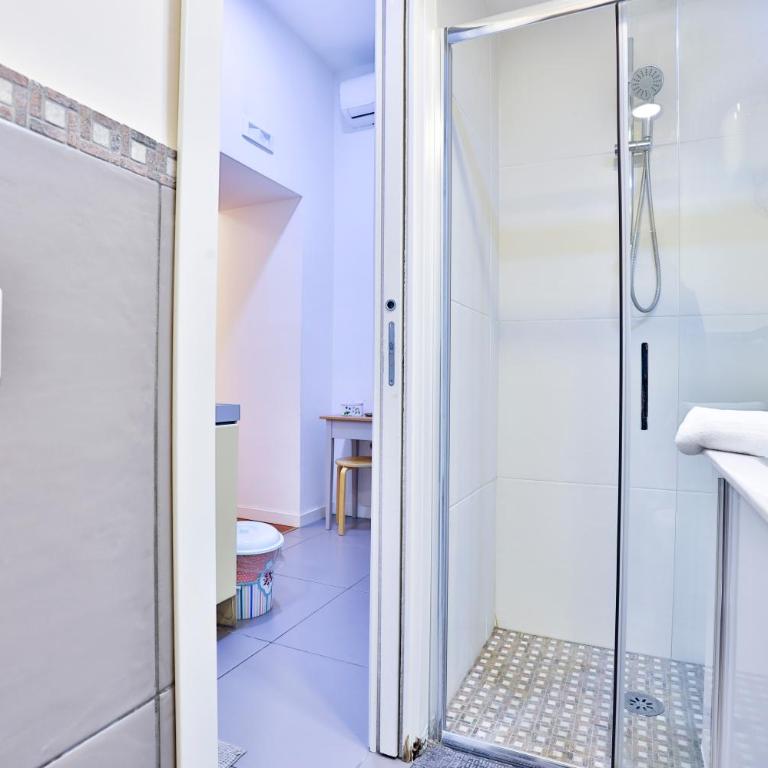 GuestHost - Residenza Mura Greche Historic Center - Appartamento con 2 Camere da Letto - 25