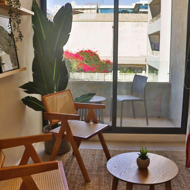 HOM I Amplio depto 1D1B Metro Plaza Egaña Parking PE203 - Apartamento - 5