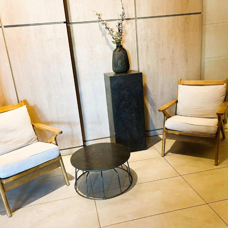 HOM I Amplio depto 1D1B Metro Plaza Egaña Parking PE203 - Apartamento - 49