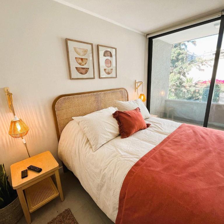 HOM I Amplio depto 1D1B Metro Plaza Egaña Parking PE203 - Apartamento - 48