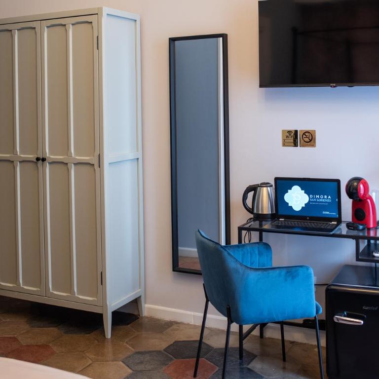 Dimora San Lorenzo - Double Room with Balcony - 9