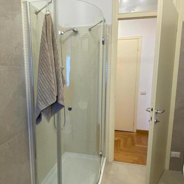 The Charme - Modern Apartment in Como with Balcony - Appartamento Deluxe con 2 Camere da Letto - 22