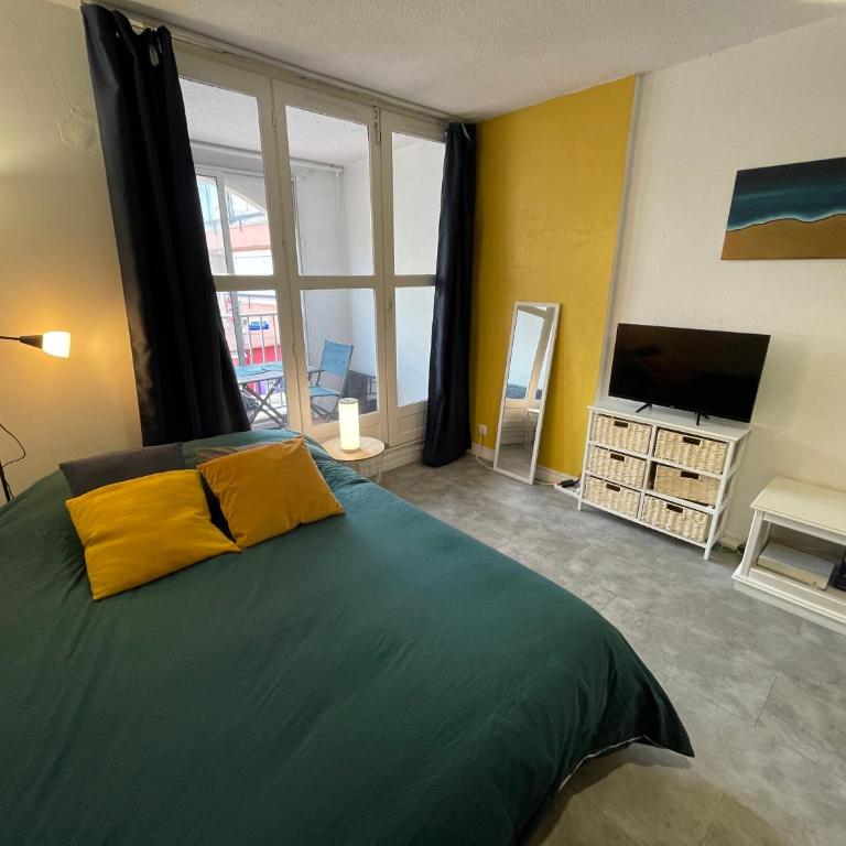 Studio tout confort Climatisé avec Wifi à 2mn à pied de la plage - Monolocale - 2