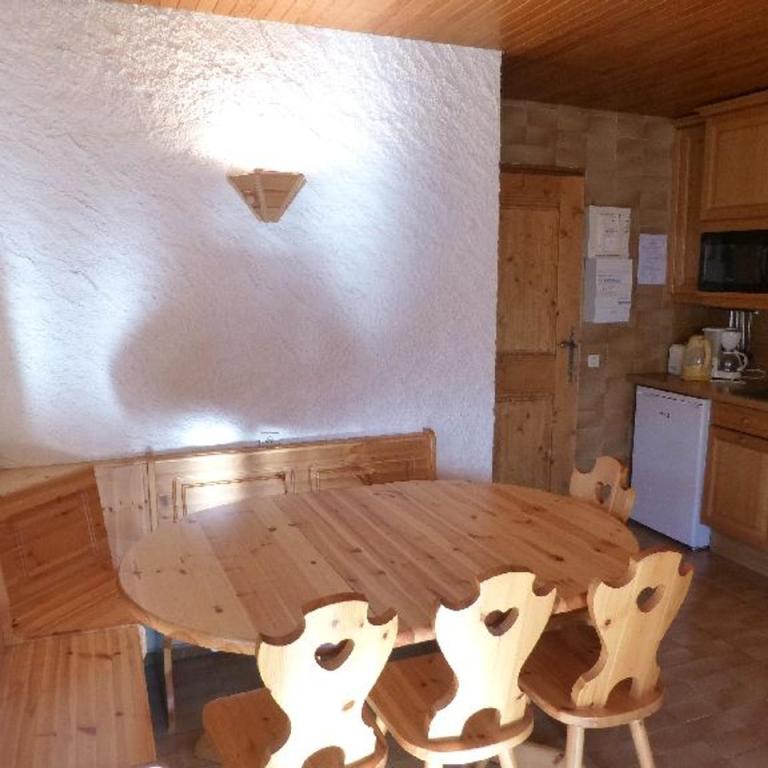 Appartement rustique à Courchevel, près des pistes - Two-Bedroom Apartment - 9