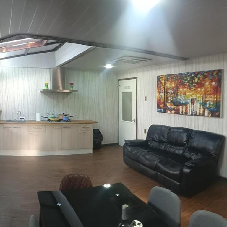 Casa Av Alemania - Phillippi - Apartamento de 2 dormitorios - 9