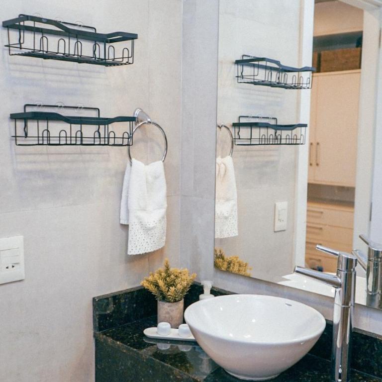Departamento moderno y acogedor en Asunción - Two-Bedroom Apartment with Balcony - 6