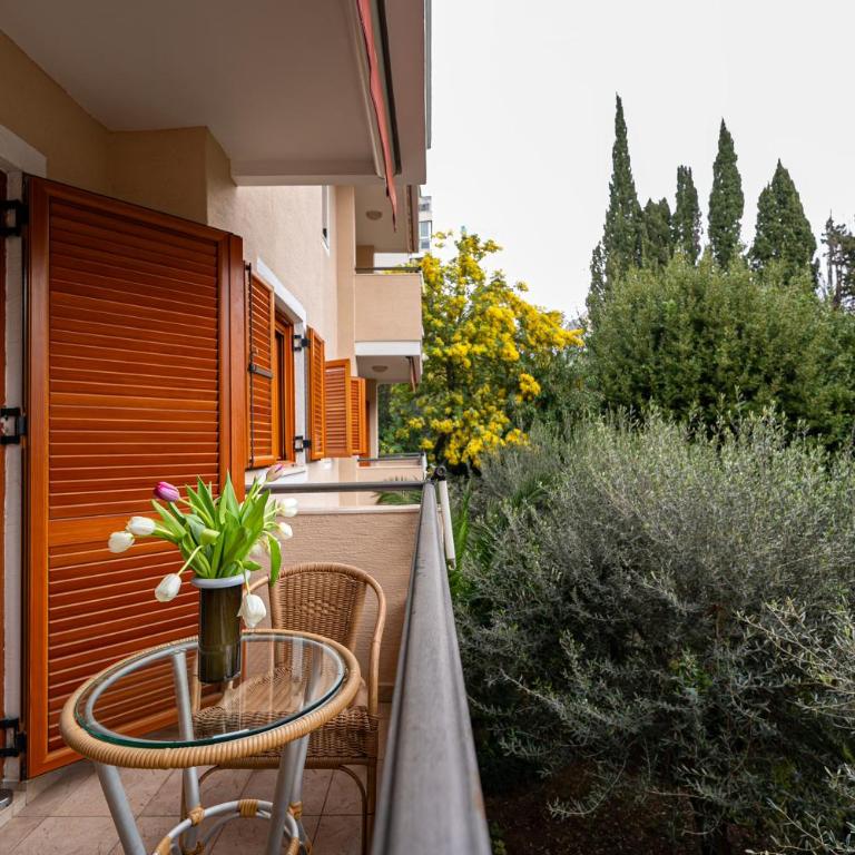 Maslina Residence - Studio with Terrace - 1