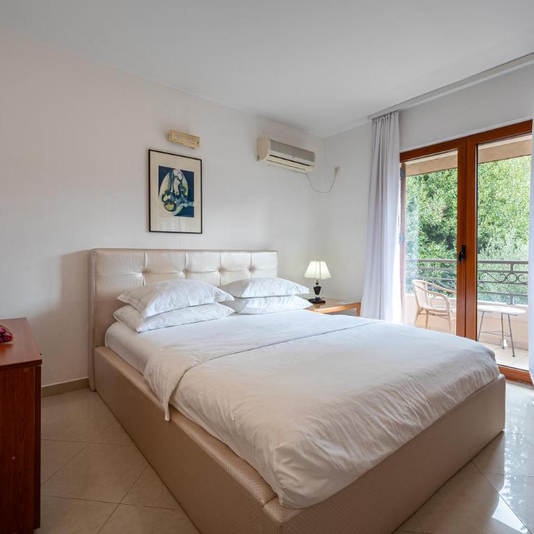 Maslina Residence - Two-Bedroom Studio Apartment - 7