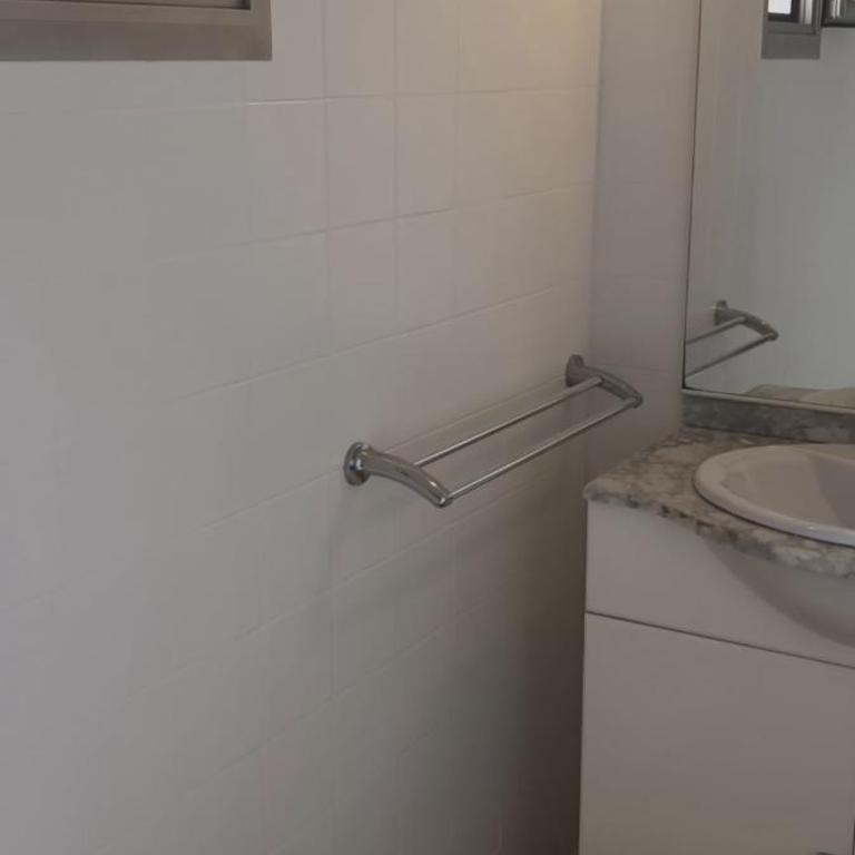 Appartement vue mer clim 4 personnes résidence boulouris Panorama - Apartment mit 1 Schlafzimmer - 26