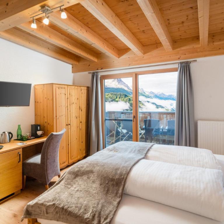 Hotel Regnum Zegg - Doppelzimmer mit Bergblick - 6