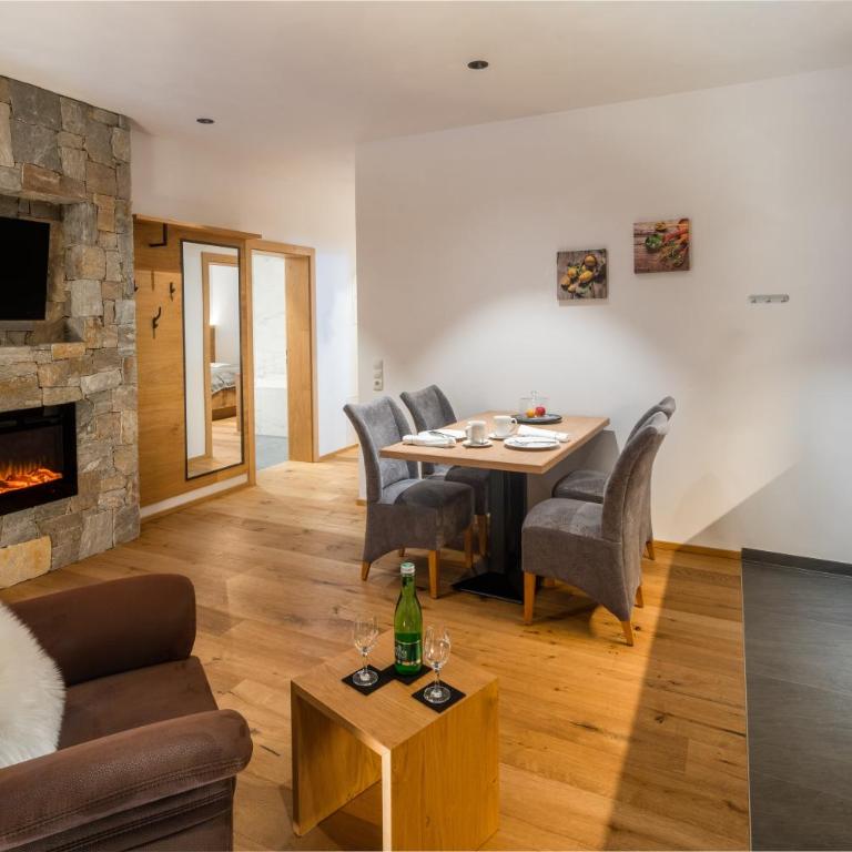 Hotel Regnum Zegg - Deluxe Suite - 11