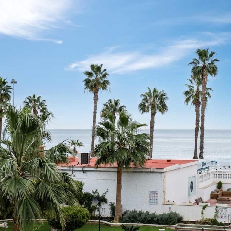 Garden and Pool in Benalmadena next to the beach - One-Bedroom Apartment - 22