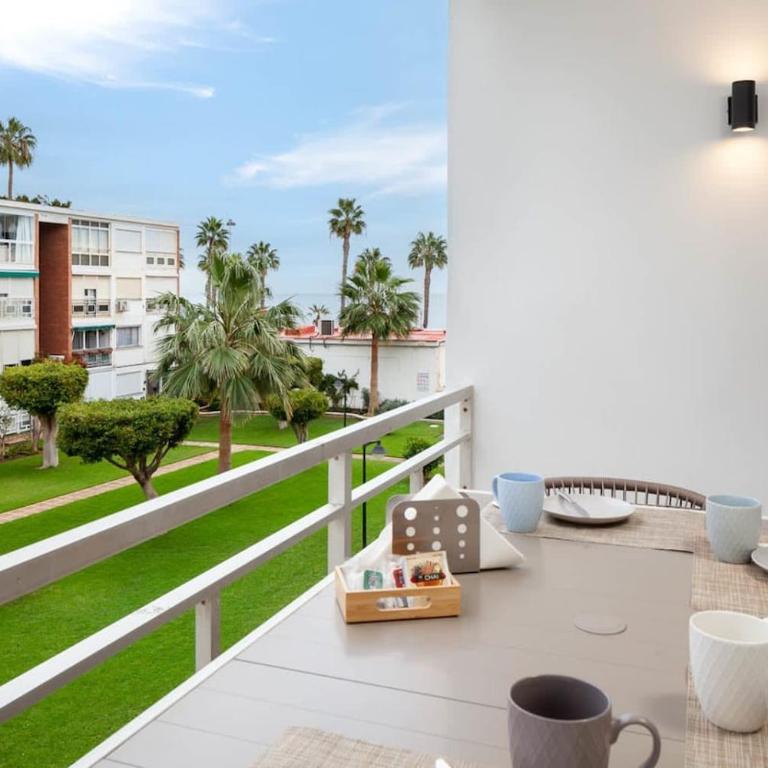 Garden and Pool in Benalmadena next to the beach - One-Bedroom Apartment - 5