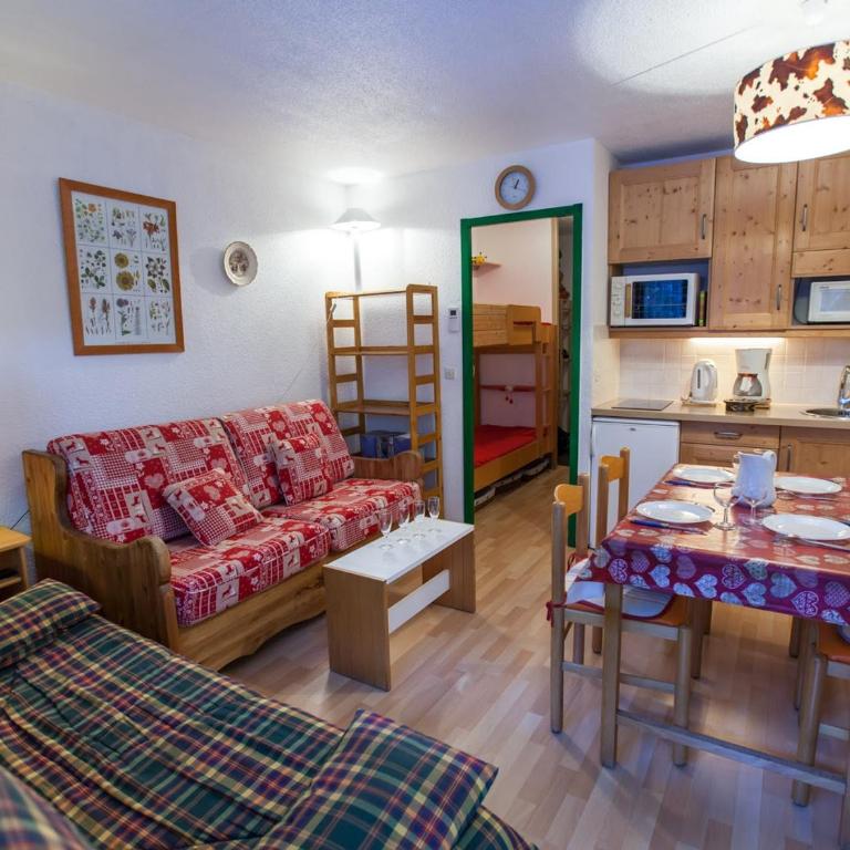 Studio Chamonix 20m², 4 pers, balcon, parking - FR-1-517-40 - Studio - 7
