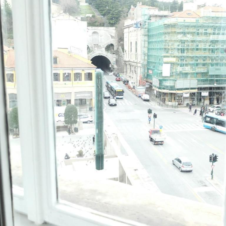 B&B Piazza Goldoni - Deluxe Double Room with Balcony - 2