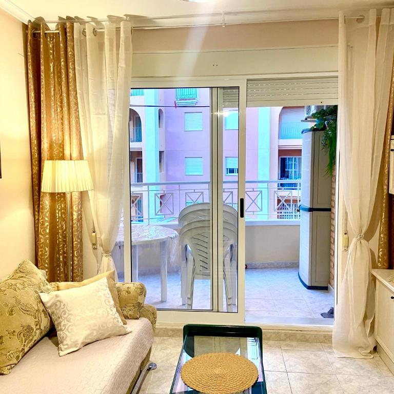 Beautiful Apartment near Playa de los Locos - One-Bedroom Apartment - 9
