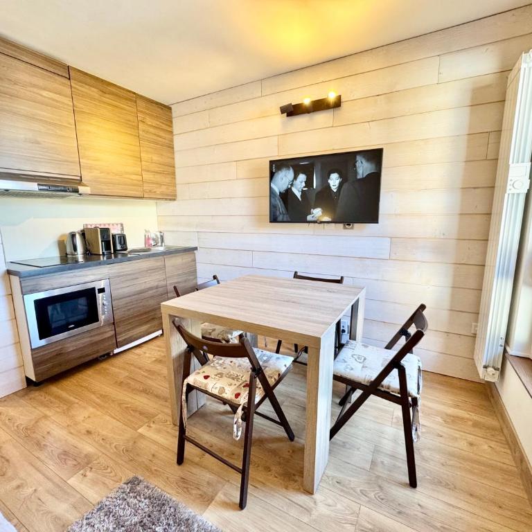 Le Pelevos - Studio ISOLA 2000 - Appartement - 7