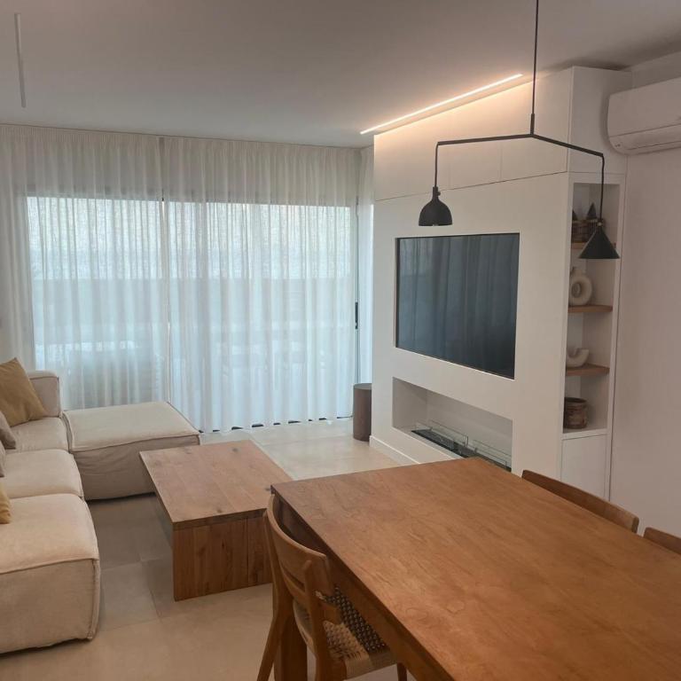 Vulcana Suite - Three-Bedroom Villa - 16