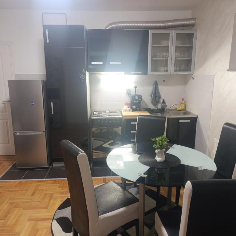 SweetAndEasy Apartman - One-Bedroom Apartment - 12