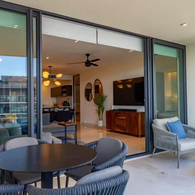 PH Ocean Luxe Haven at Marila Condo - Two-Bedroom Apartment - 75