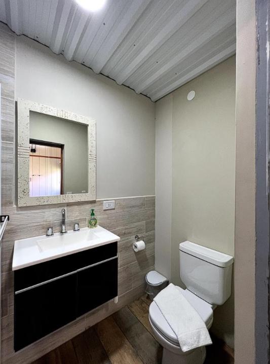 Eco TinyHouse con hermosa vista y aire acondicionado - Apartamento de 1 dormitorio - 33