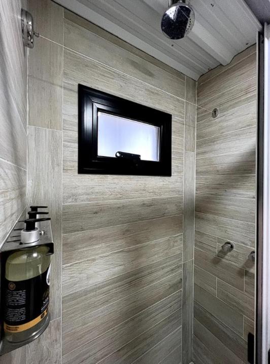 Eco TinyHouse con hermosa vista y aire acondicionado - Apartamento de 1 dormitorio - 35