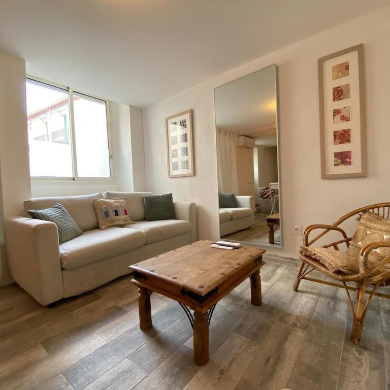 Charming house in village centre with terrace - Maison 2 Chambres - 1