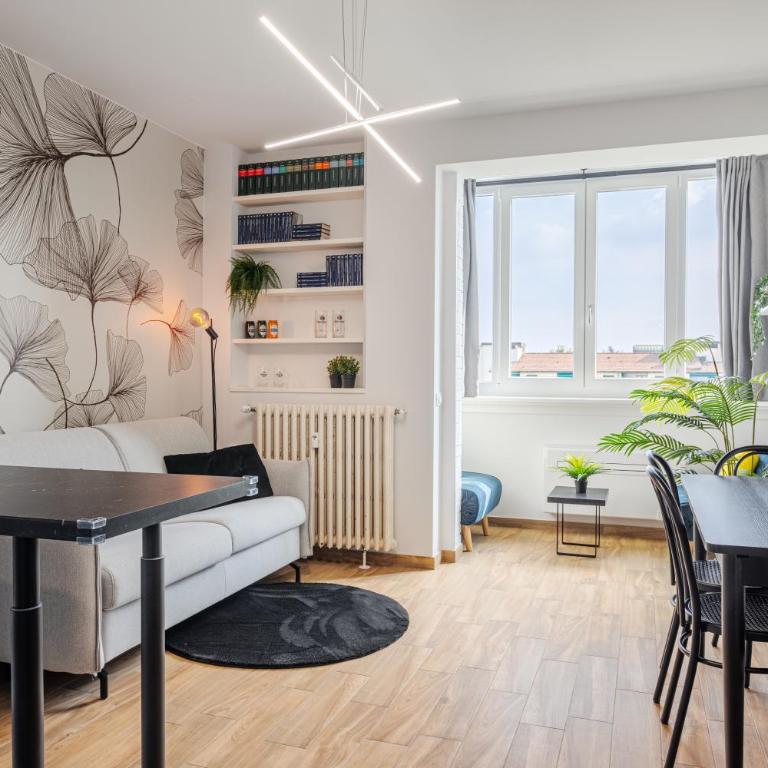 Repetti Suites - Two Adjacent & Independent Apartments 10 minutes to Milan City Centre & Linate Airport - Appartamento con 1 Camera da Letto - 2