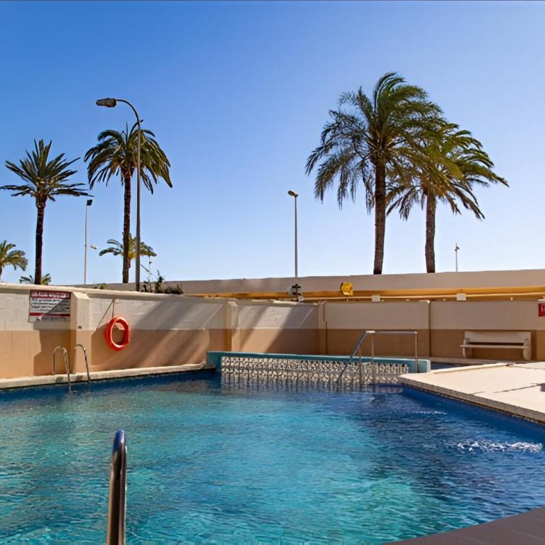 Apartamento Premium frente al mar, en primera linea de playa - Three-Bedroom Apartment - 22