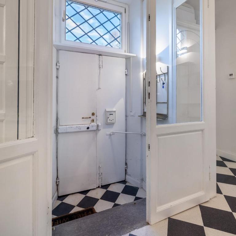 Santa Croce View Cool & Air Condizioned Private Entrance Apartment - Appartamento - 38