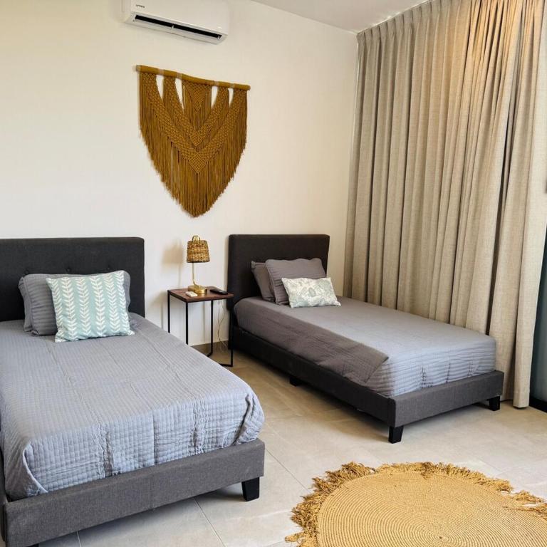 3 BR Jungle Apartment - Private Pool - La Veleta - Apartamento de 3 dormitorios con piscina privada - 26