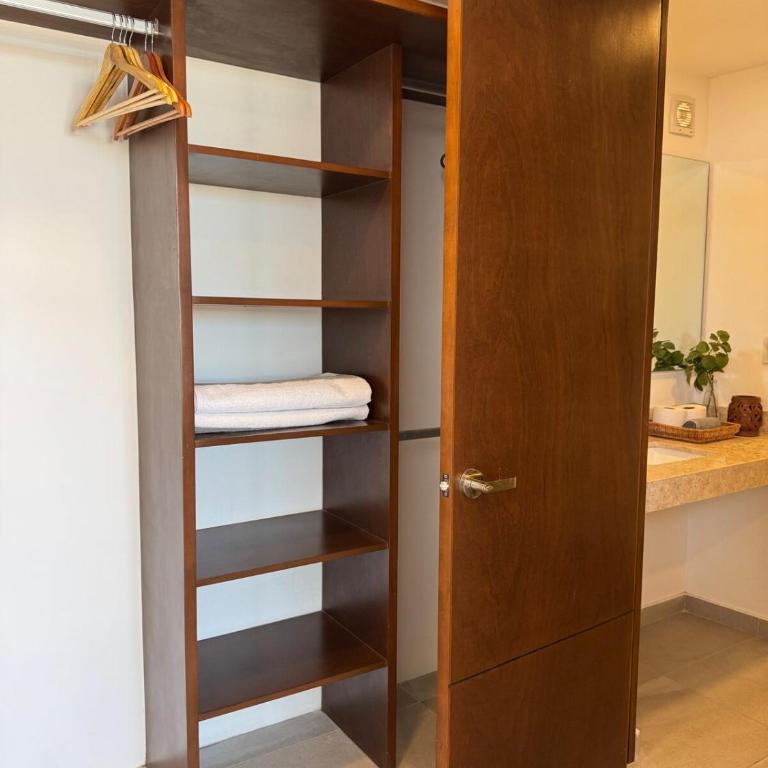 3 BR Jungle Apartment - Private Pool - La Veleta - Apartamento de 3 dormitorios con piscina privada - 30