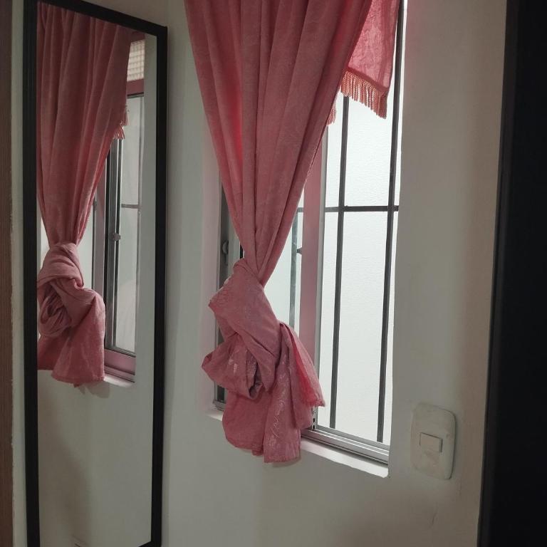 Cómodo cerca al Arboleda, Circunvalar, escritorio - One-Bedroom Apartment - 20