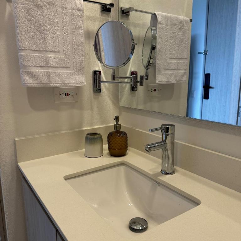 Suite Top Frente al Mar en el Hotel Portohorizonte - One-Bedroom Apartment - 19