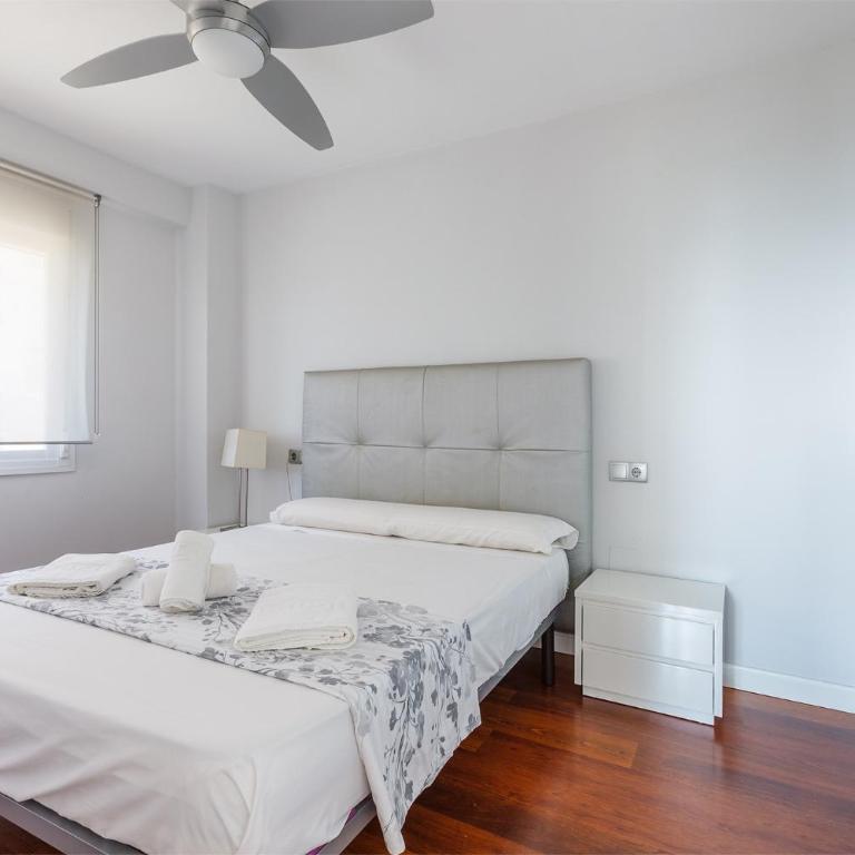 A&N Sunny Stay in Torre del Mar Walk to the Beach - Apartamento de 2 dormitorios - 55