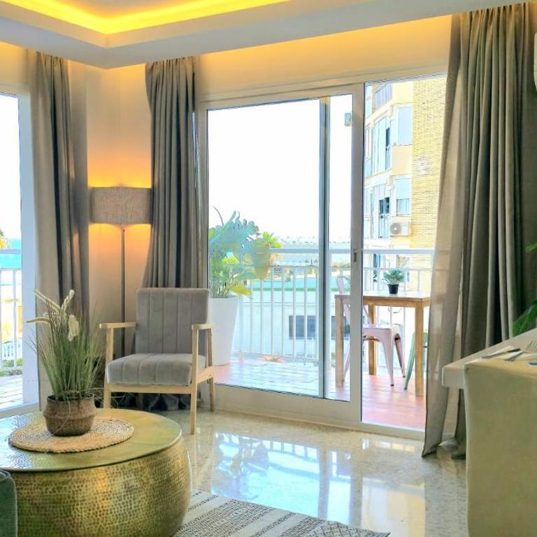 Seaview Retreat Torremolinos City Center, with pool and amazing views BY NAMASTE ELITE - Apartamento de 1 dormitorio - 32